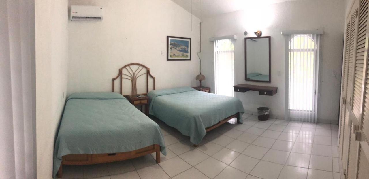 Villas Paraiso Manzanillo,Club Santiago Casa Playa Bagian luar foto